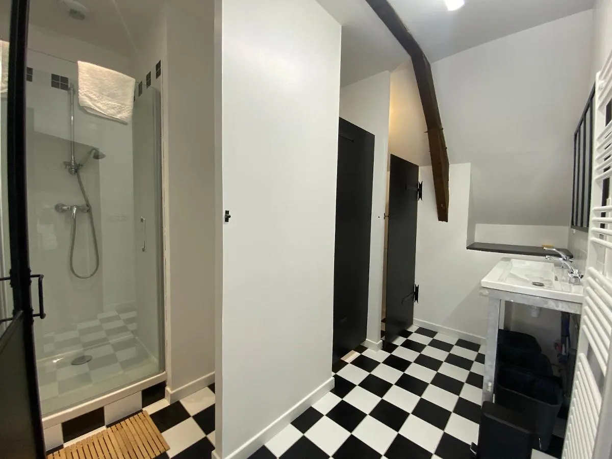 Le Chateau De La Beauvais Pire-sur-Seiche Apartment